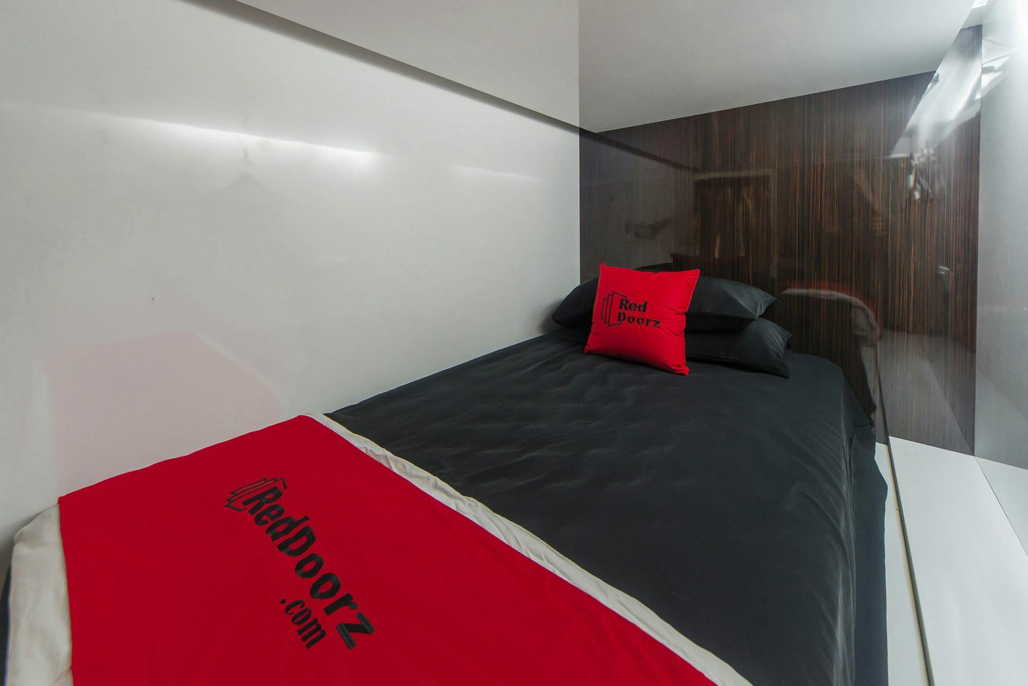 Check-inn At Little India Hotel Singapura